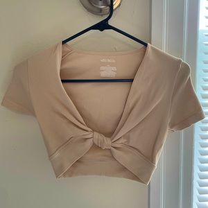 cropped knot top